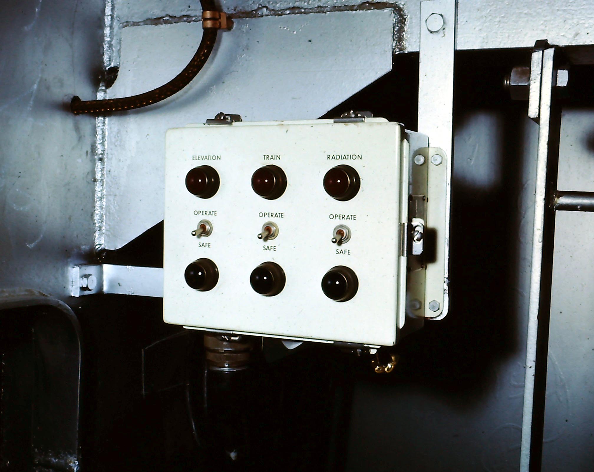 fpq10_Dome Safety Switches.JPG